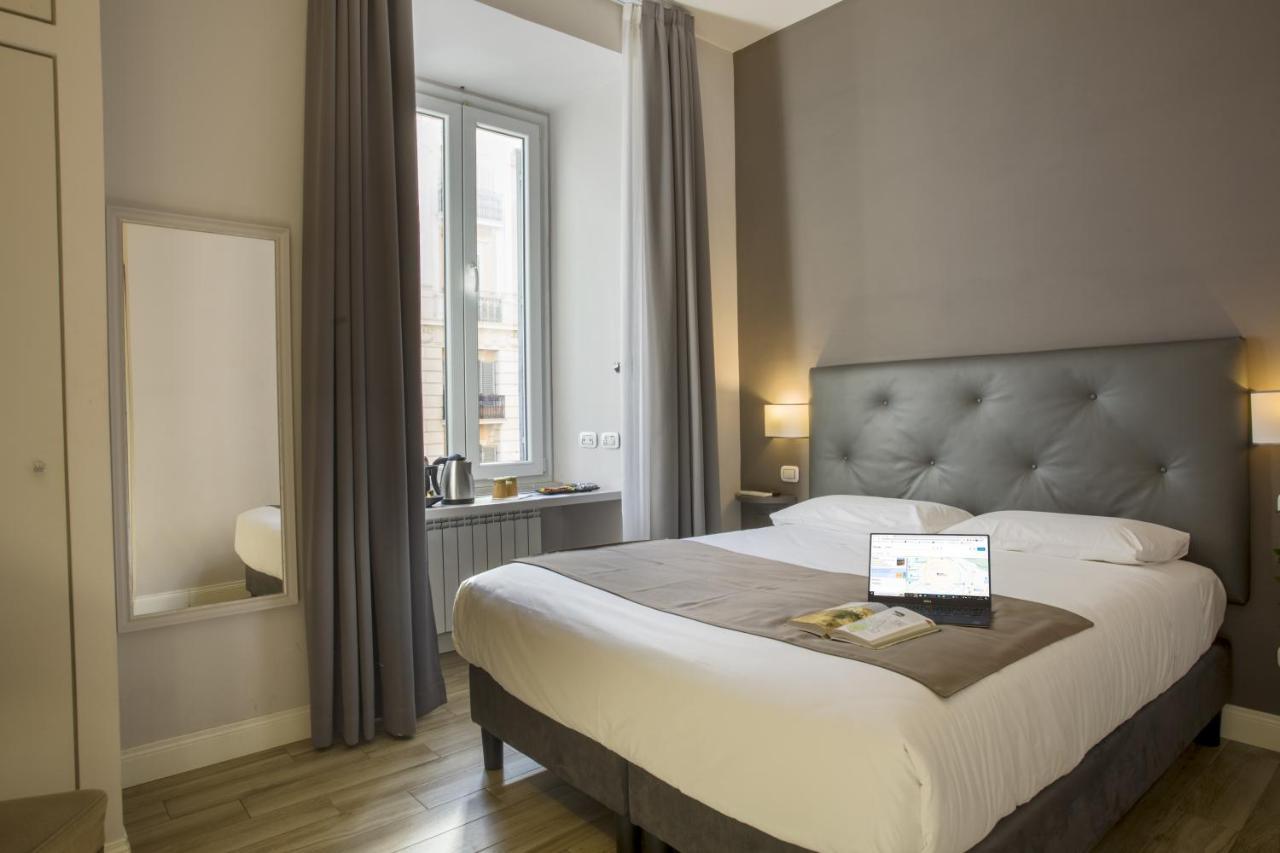 Colosseo Prestige Rooms Rome Bagian luar foto